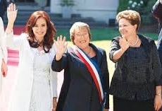 MUJERES Y PODER POLÍTICO